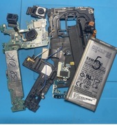 Samsung s8 bateria demontaż