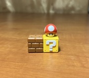 Kinder Joy Pytajnikowy blok czerwony grzybek  Super Mario Nintendo