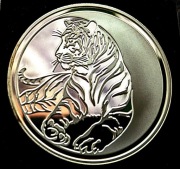 Rosja 3 ruble 2010r Rok Tygrysa  Ag 33,94