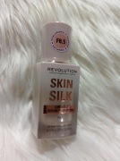 Revolution Skin Silk  F8.5 - podkład -serum rozświetlający, 23 ml