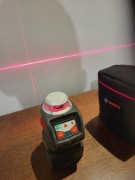 Bosch laser krzyzowy