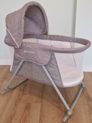 Kinderkraft Lovi łóżeczko wielofunkcyjne, kołyska