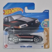 HOT WHEELS '92 FORD MUSTANG