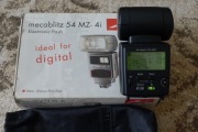 Metz mecablitz 54 MZ-4i systemu SCA 300/3002