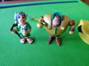 2 figurki rycerz i supermocny