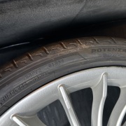 Opony Bridgeston potenza sport 285/30 ZR21 RUN FLAT 2022r