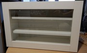 Biała Szafka Besta Sindvik - Szklane drzwi 60x22x38 stan dobry