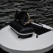 Nowe okulary z etui przeciwsłoneczne 