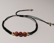 Bransoletka sznurkowa czarno złota z piaskiem pustyni