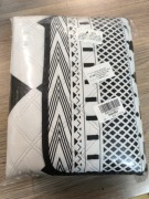 Koc piknikowy 200x200 cm mata plażowa