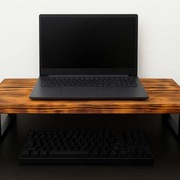 Drewniana półka pod monitor/laptop 100 cm – opalana i olejowana