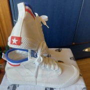 Nowe buty w stylu trampki, kupione we Włoszech roz 37/23 cm