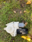 Silnik silniczek podnoszenia szyby lewy przód Peugeot 407 