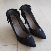 Szpilki czółenka buty damskie na obcasie czarne z kokardą rozm. 37