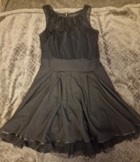 Czarna sukienka rozmiar M