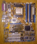 Asus A8N-E rev.2.01G s.939 + SEMPRON 3000+ 1,8GHz SDA3000DI02BW