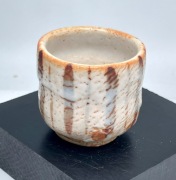 Japonia. Czarka do herbaty, Shino. Showa.