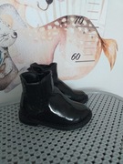 Botki trzewiki czarne lakierowane George r.22 