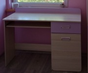 Biurko do pokoju dziecięcego/ młodzieżowego 