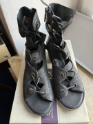 Sandały czarne, sznurowane A.S. 98 r. 37 skóra