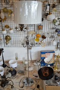 Lampa podłogowa abażurowa