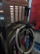 Odkurzacz parowy self service 