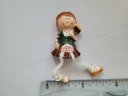 Magnes na lodówkę - 653f. LITWA Dziewczynka sznurkowa