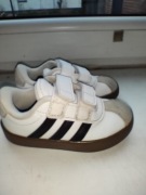 Buty dziecięce sneakersy adidas. 