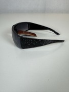 Okulary w stylu vintage damskie z czarnymi oprawkami