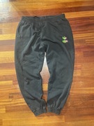 Spodnie dresowe Adidas joggers - logo grafitti / Street Art