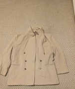 Długa zagraniczna marynarka 