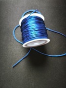 Sznurek niebieski do tworzenia biżuterii cena za 3 metra