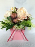 Flower box kompozycja kwiatowa kwiaty w pudełku róże kwiaty sztuczne 