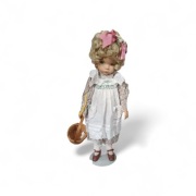 Lalka porcelanowa z sygnaturą Diana Effner