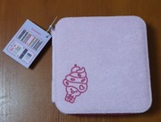 Dwukomorowy, pluszowy piornik z wyposażeniem  -różowy