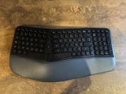 Klawiatura przewodowa APM  Ergonomiczna