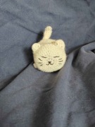 Szydełkowy Breloczek Kotek – Model: Pyza