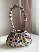 Torebka handmade typu scrunchie bag w kwiaty
