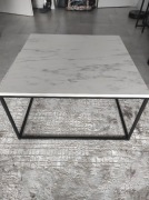 Sprzedam stolik duży 