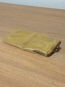 Złoty pokrowiec futerał na okulary vintage retro