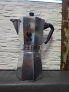 Kawiarka Bialetti Moka Express 810 ml 18 filiżanek Nieuzywana