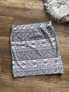 spódnica tuba chillin Cropp xs aztecka Aztek biała lato