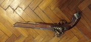Pistolet skałkowy ozdobny replika nie strzelający.