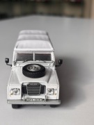 Model 1:43 Land-Rover