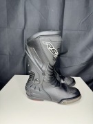 Buty Motocyklowe Rst 42 TracTech Evo3 WP Sportowe Shima Dainese Alpinestars
