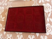 Extra Kaseta flokowana biżuteria 12 gniazd obrączki pierścionki  kolczyki 