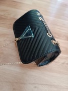 Torebka Damska pikowana czarna na Ramię Chanelka V Łańcuszek Złoty, Frędzel