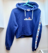 Krótsza bluza Ellesse