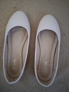Buty balerinki białe damskie