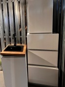 Zestaw mebli kuchennych firmy "BODZIO"